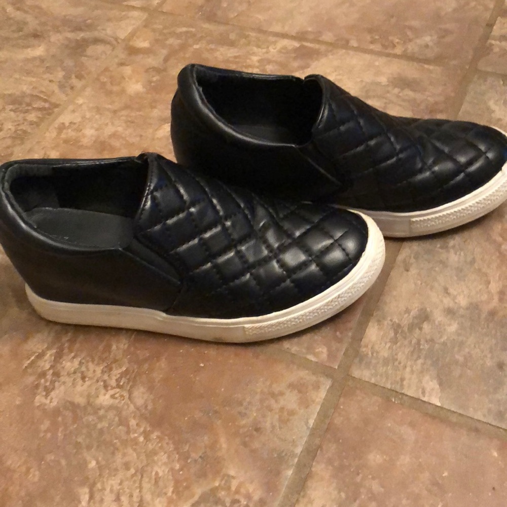 Wanted upper balance shoes